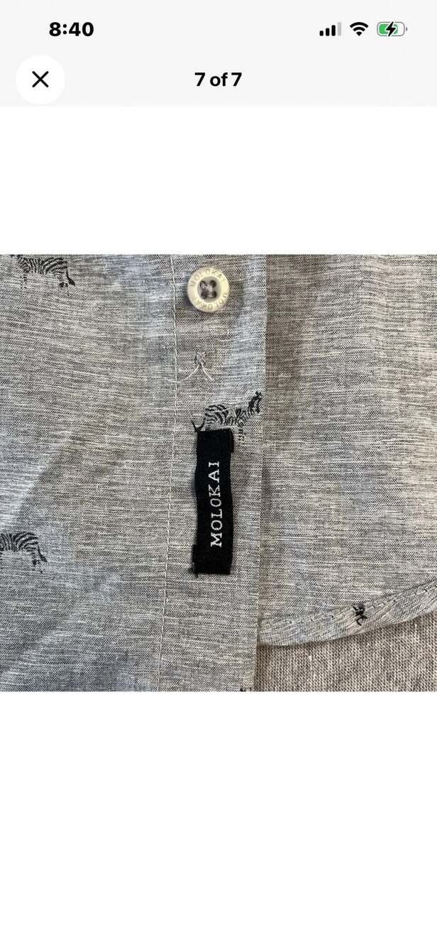 Molokai Surf Co. Gray Short Sleeve Button-Down Shirt, Zebra Print Men’s L - Picture 7 of 7